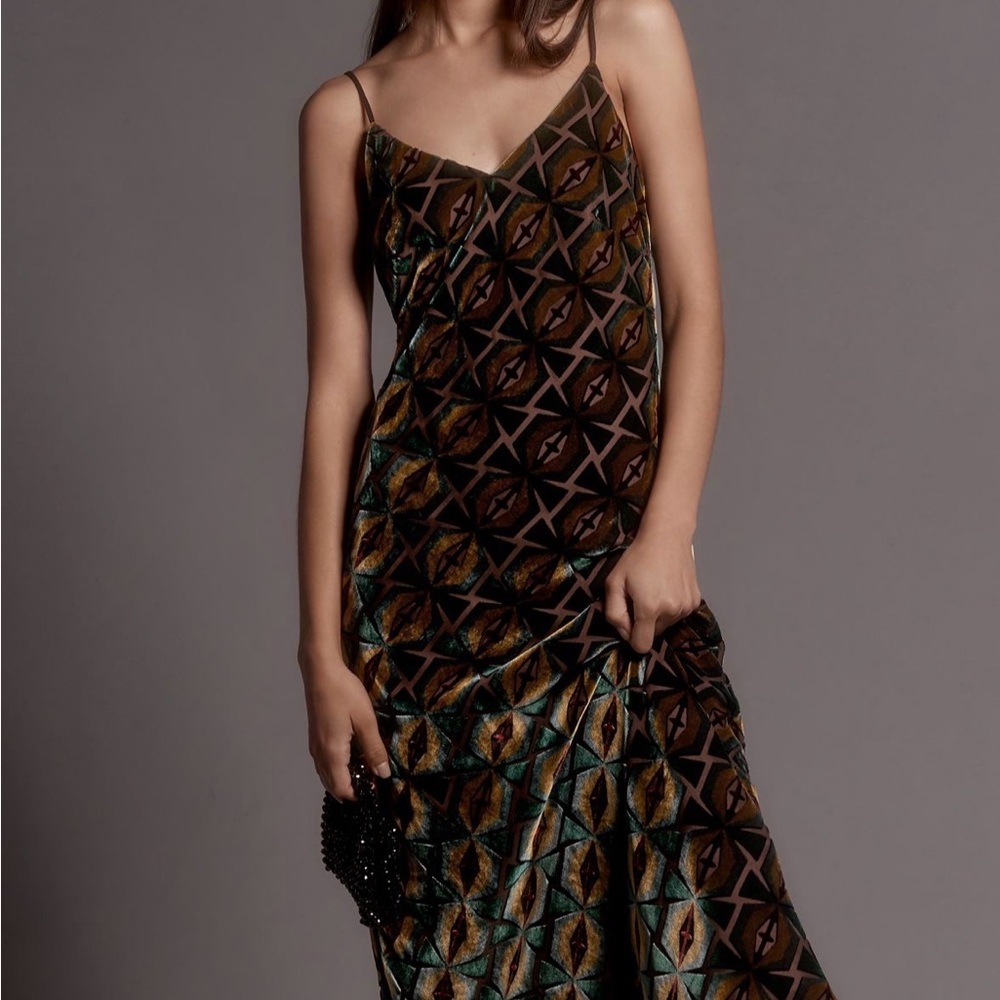 Le Superbe Modernist Slip Dress - Picture 2 of 2